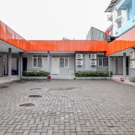 Ratu Guesthouse Селеман Екстер'єр фото