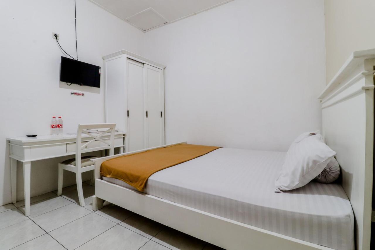 Ratu Guesthouse Селеман Екстер'єр фото